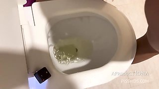 6 Pee Scenes Compilation