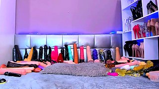 MILF Masturbating Close Up