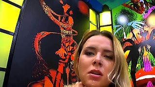 Nikky Dream In Sperm Heaven - Blowbang Bukkake