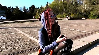 Picked up piercing babe pussbanged