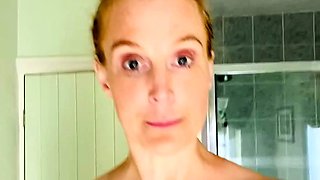 Webcam milf with breast milk live hardcore masturbate