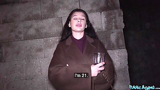 Czech public agent video with energetic Martin Gun and Asandra Dewy from Public Agent
