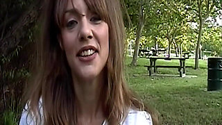 Amateur Handjob in the Park