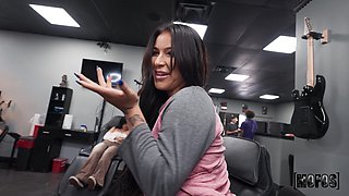 Hot babe with big tits sex story