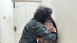 Vaishnavy's Indian Passion Ignites in Big-Tit Room Heat