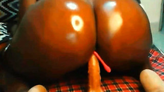 Oiled BBW Riding