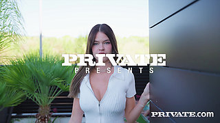 Private com - Rossa Vaxx, I'm going to have my first gangbang, with double vaginal.
