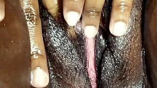 Oiled up Rubbing Fingering My Wet Pussy Squirting