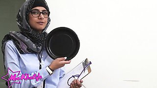 Glasses sex with voluptuous Tony Rubino and Mia Khalifa from Mia Khalifa
