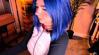 Big boob brunette masturbates on webcam