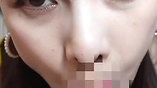 Housewife Who's Been Using Her Looks to Attract College Students. “that's a Bit Too Sexy!” They Whined.