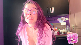 Magda & Unusual Objects in the Fridge - Anal Vaginal Squirt