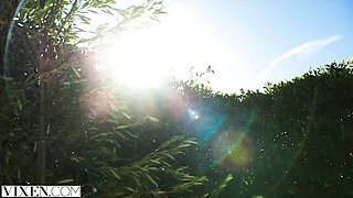 Jean Val Jean and Jessa Rhodes's pussy licking movie by Vixen