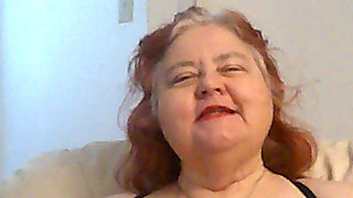 Mini Lipstic Chat Dressed