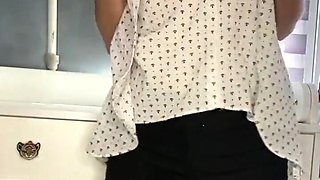 Nasty Chick in Brief Cut-offs Wanks to Heavy Climax