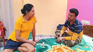 Girlfriend se milne aake uski bahen ko priods ki time choda, soft pussy chut chat liya