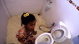 Fat ass amateur asian teen fucked on cam