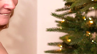 Decorating the Christmas Tree Goes Wrong! Glass Dildo Makes Me Really Horny to Cum!