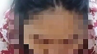 Pregnant Wife Gives Blowjob