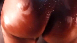 Lola Black XXX Ebony Ass Winking