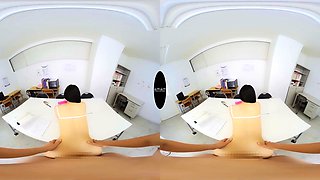 Japanese Students Explore POV VR Thrills