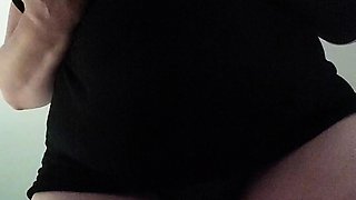 Big boobs milf masturbates with her dildo