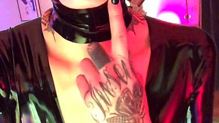 Latex bitch plays bdsm games in euro porn movie