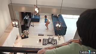 Teenie providing her brother-in-law a fine exercise