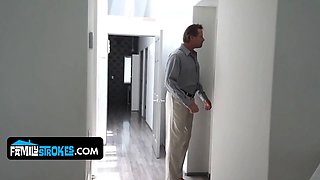 Natural titted blond daughter-in-law Iggy Amore seduces and rails her stepdaddy