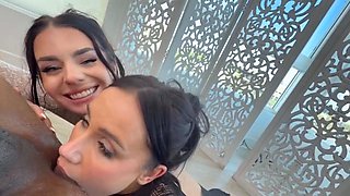 Sexy Slut Gives A Big Cock A Blowjob In The Car