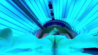 Voyeur Exhibitionist tanning Wife Milf Veronica Beach Close-Up