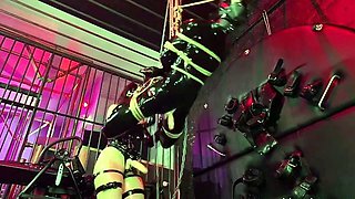 Vivienne l Amour - Flying Fist Fuck