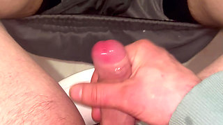 Guy Masturbates in the Toilet, Filming Close-up and in the Toilet