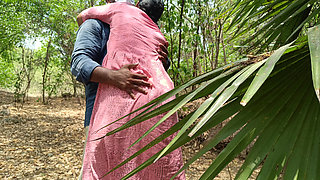 Outdoor housewife breast milk