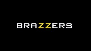 Hitching a Ride - Maya Woulfe / Brazzers