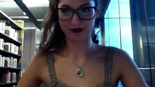 Cute blonde amateur webcam teen masturbating