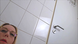 In the Tub with a Giantess
