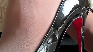50 Mins Edging on My High Heels Challenge - Foot Slave Training