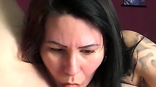 Goth Gives Quick and Efficient Blowjob