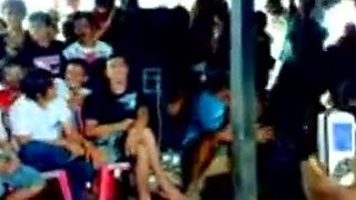 Kalimantan Indonesian Babe Strips to Dangdut Music