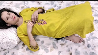 Seeing step sister in the bathroom, big brother caught her and fucked her