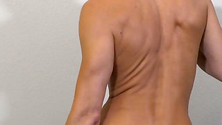 Muscle Girls Sex Fight and Strap on Fuck