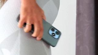 Desperation Pissing in Sport Leggins After Workout