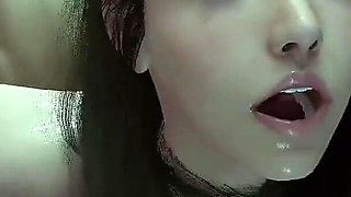 Cute brunette girl loves anal standing up with her hands pulled back : 3D porn