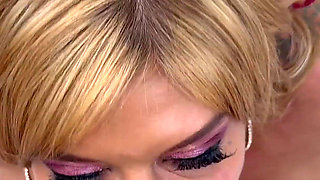 Amazing Close up Blowjon with Sara St.clair in POV