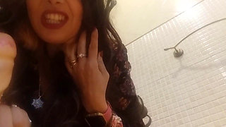 Monia Whore, Goes to the Theater and...an Unmissable Story
