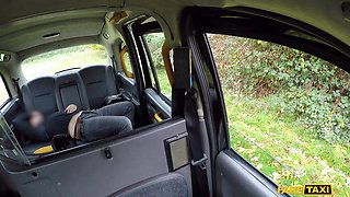 Princess Paris' Wild Passion in Dirty Cab Ride