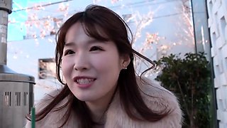 Japanese asian schoolgirl pussy licked