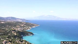 Redhead Jia Lissa's Secret Beach Plan: BBC Surprise for White Boyfriend