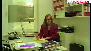 Milf moans as she bounces her cunt on a monster dick